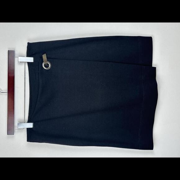 A Line Black‎ Wrap Skirt with Silver Clasp Hardware Above the Knee SIZE 10 - Picture 4 of 6